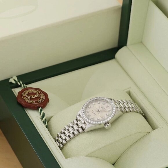 ROLEX LADIES DATEJUST SILVER FACTORY DIAMOND PLATINUM PRESIDENT WATCH - Picture 2 of 9